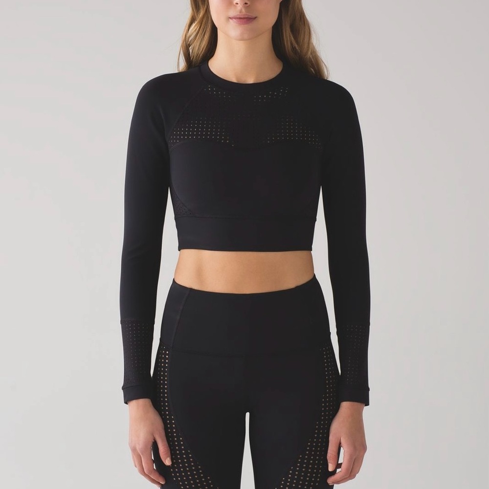 Lululemon sz 10 Paddle Times Aquelu Performance Mesh Crop Top Black